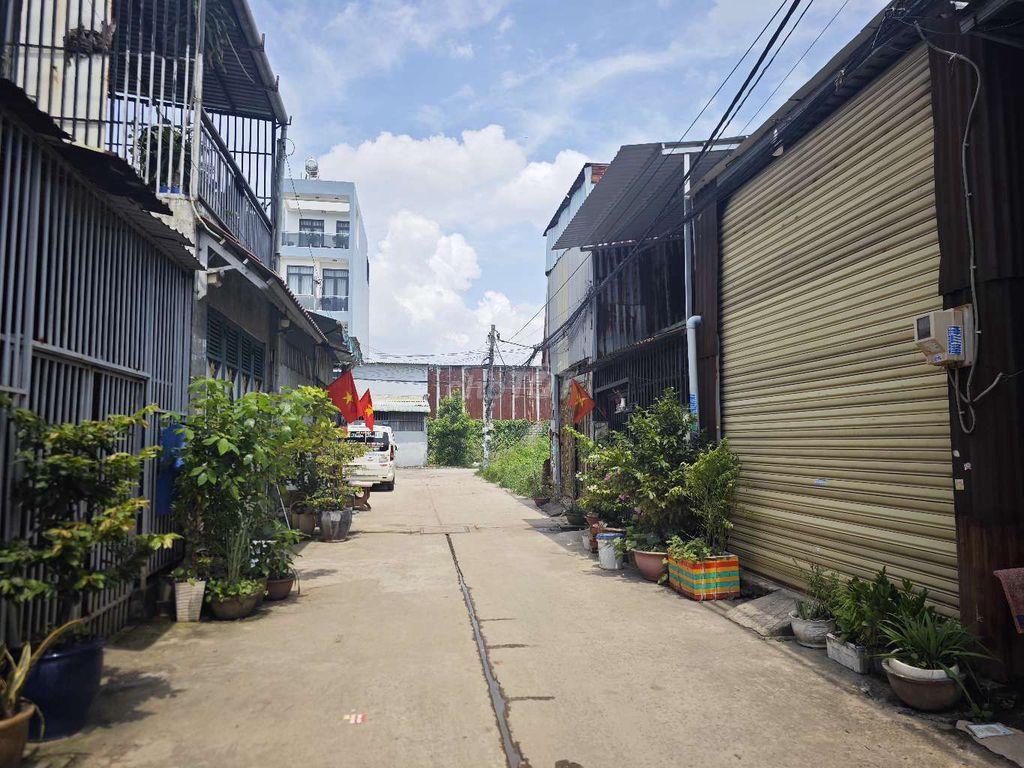 Nhà tôn 4*13 1/ Liên khu 45. thuộc Tân Vĩnh Lộc