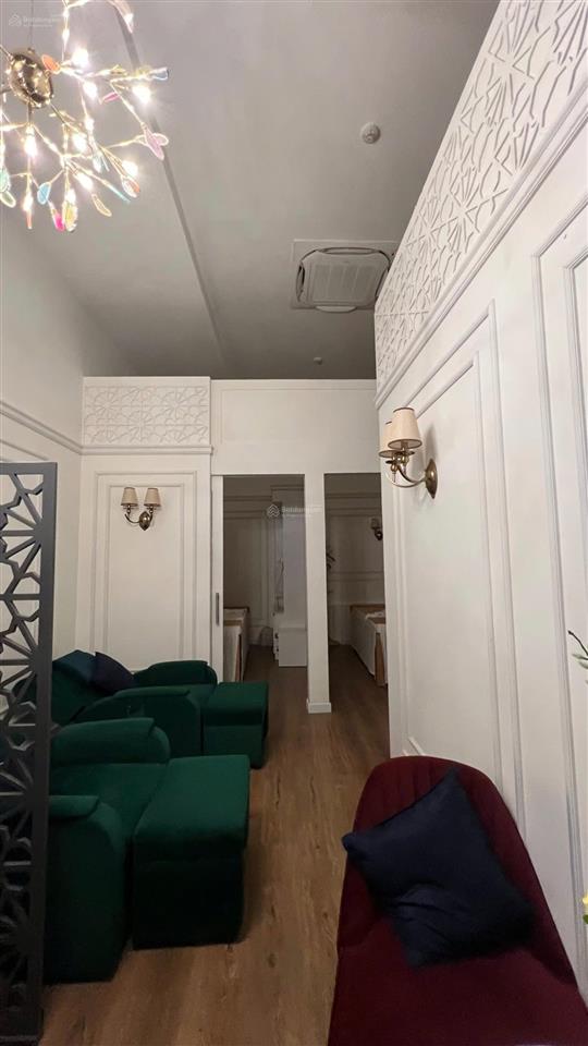 Bán căn khối đế saigon royal 43m² có sẵn dòng tiền 204tr/năm chỉ 5 tỷ all in