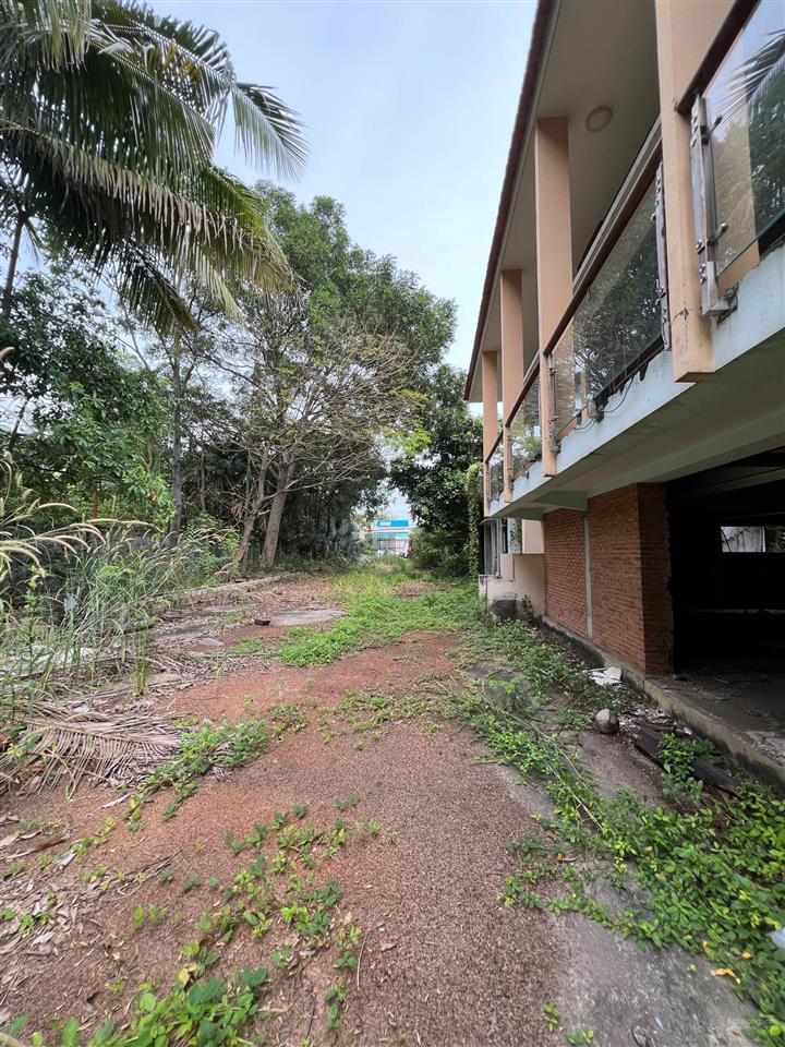 Cho thuê đất mặt tiền nguyễn duy trinh 2.226m² | giá chỉ 90 triệu/tháng | tự do xây dựng & cải tạo