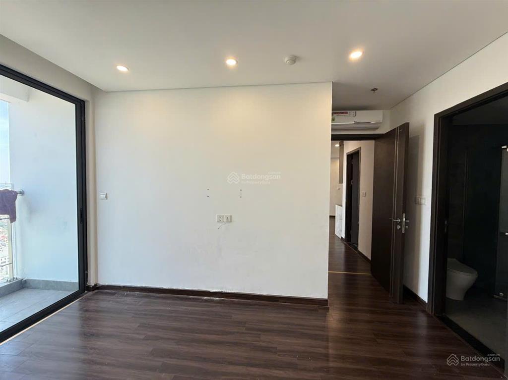Bán căn 2pn mã ch21 diện tích to, đã có bìa, giá bán 2.280 triệu chung cư hoàng huy grand sở dầu
