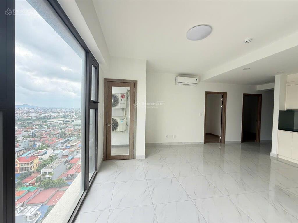 Bán căn 3pn diện tích 93m² tại chung cư heragem hồng bàng hải phòng giá 2.9** triệu tầng trung đẹp