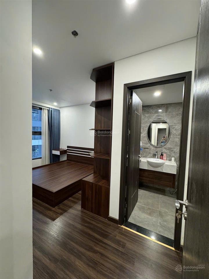 Bán căn hộ 2pn đã có bìa giá 2.1 tỷ chung cư hoàng huy grand tower  sở dầu hồng bàng hải phòng