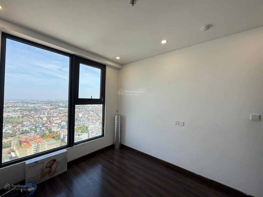 Bán căn 2pn mã ch21 diện tích rộng, view thoáng giá 2.2** triệu chung cư hoàng huy sở dầu hồng bàng