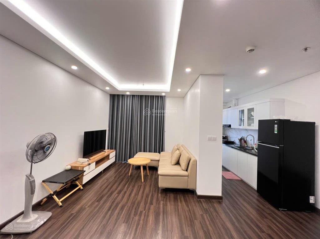 Bán căn 1,5pn full đồ đã có bìa tầng trung đẹp giá 1.950tr chung cư hoàng huy grand tower  sở dầu