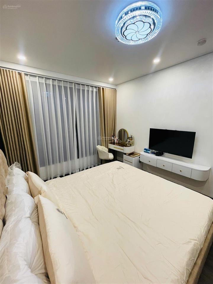 Cho thuê căn hộ 2pn nội thất đẹp giá 9.5 triệu (bao phí) tại hoàng huy grand sở dầu hồng bàng