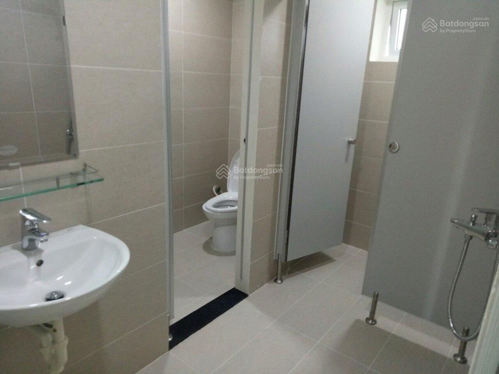 Chính chủ cho thuê văn phòng dt 210m2