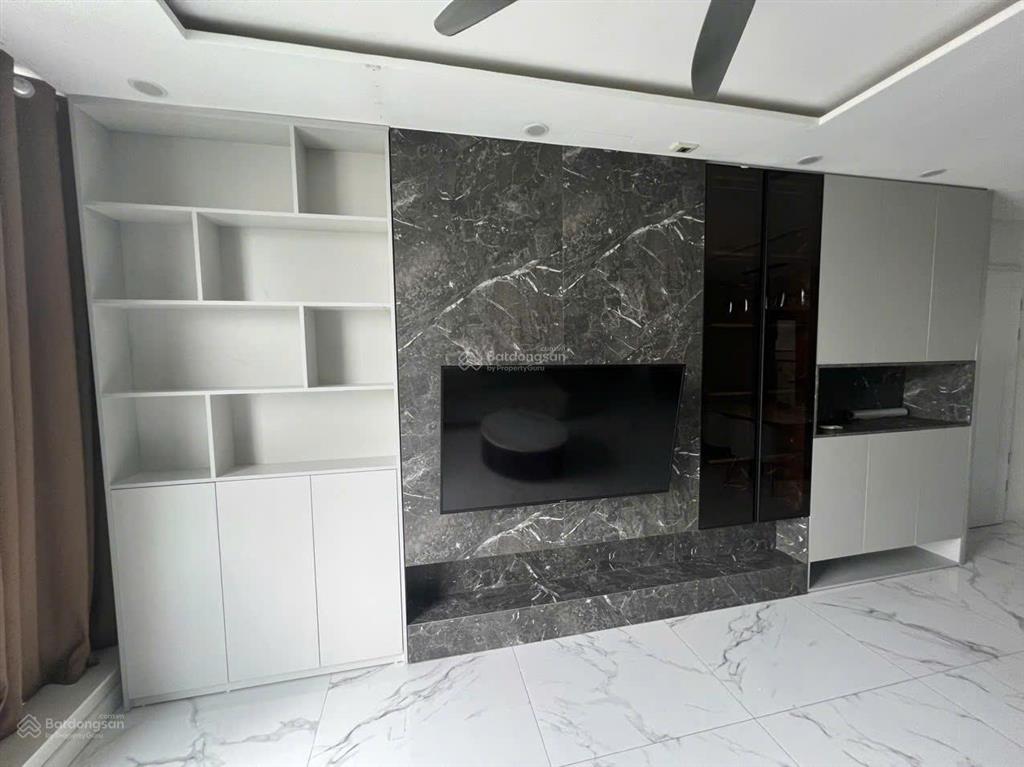Bán căn hộ sunshine city, dt 98m², 3 pn, view công viên & ciputra, đã có sổ