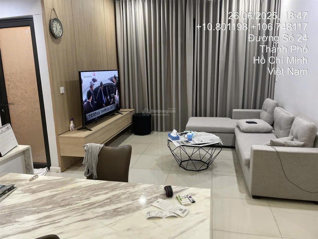 Estella heights 2pn 103m2 tầng cao, full nội thất, view 2 hồ bơi xanh mát đẹp mê ly.  0901 840 ***