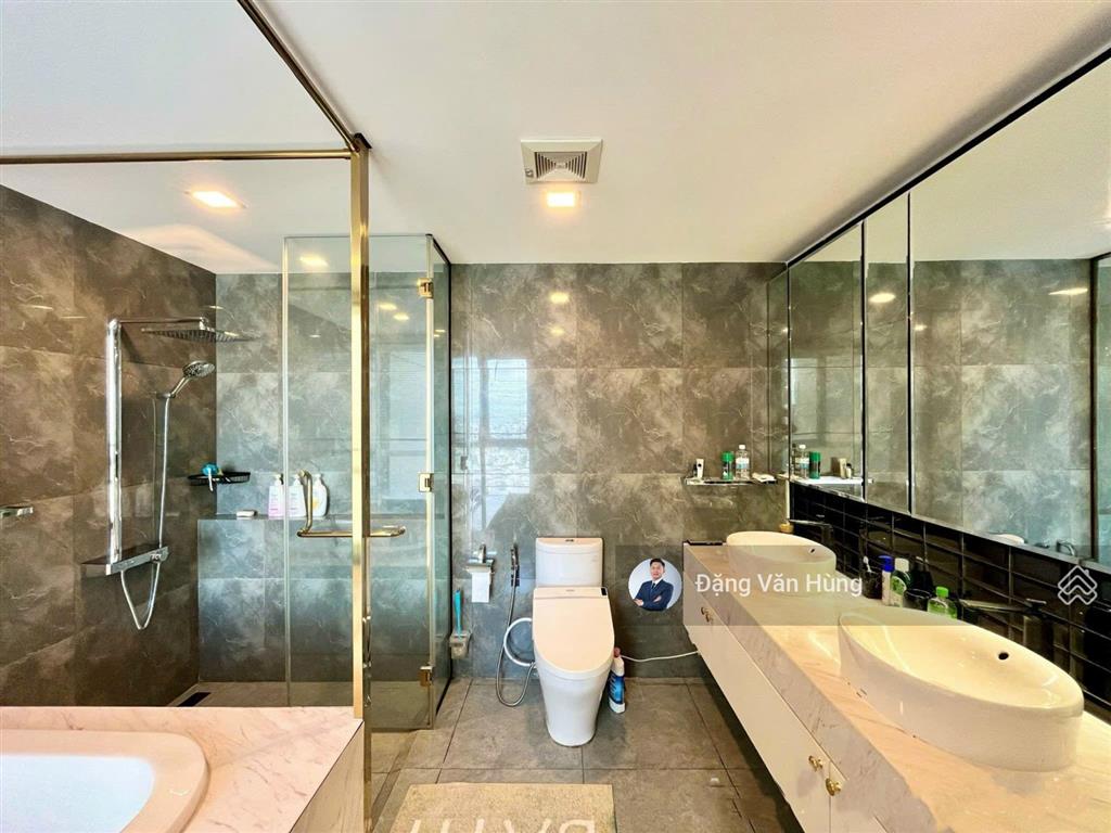 Tin thật 100%  duplex vista verde có sân vườn lớn  380m2 4pn siêu hiếm  sổ hồng công chứng ngay