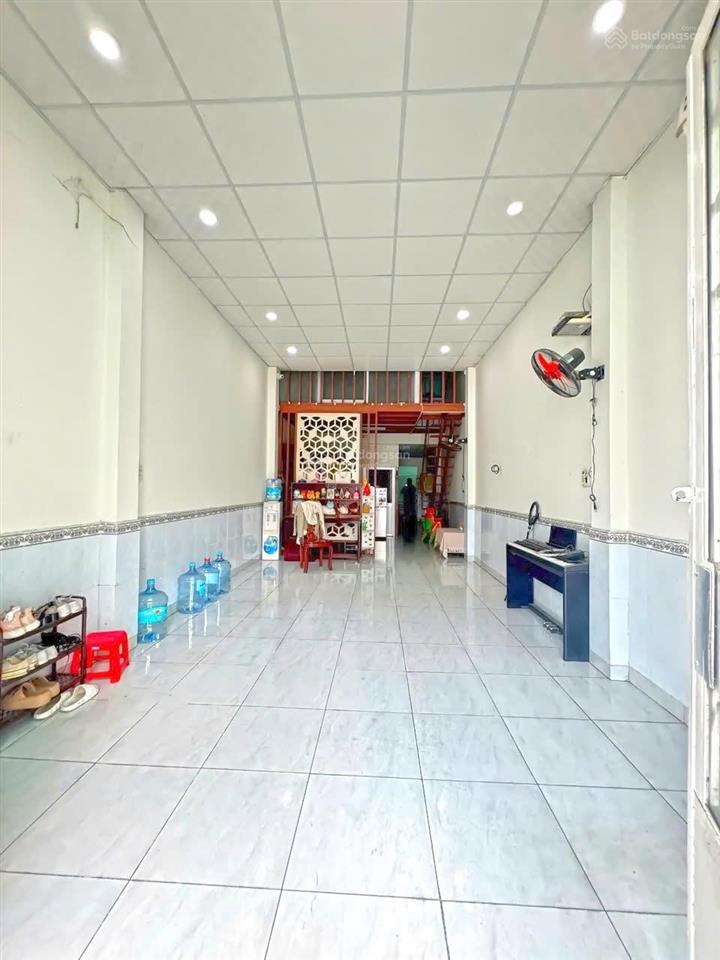 Nhà 2 tầng đường xe hơi 8m gò ô môi  quận 7