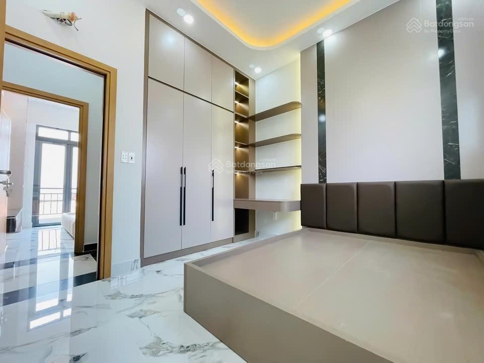 Nhà phố 2 tầng cách đường xe hơi 30m  502 huỳnh tấn phát  quận 7