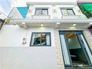 Nhà đẹp hẻm 4m htp p. tân phú, quận 7  cách mặt tiền huỳnh tấn phát giá hơn 5 tỷ còn thương lượng