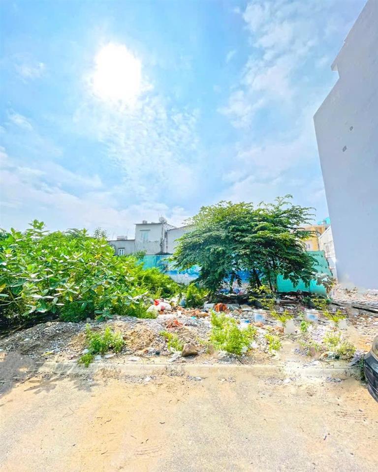 Lô đất hiếm 4,2x18m cơ sở hạ tầng điện nước âm đường nhựa 7m  quận 7