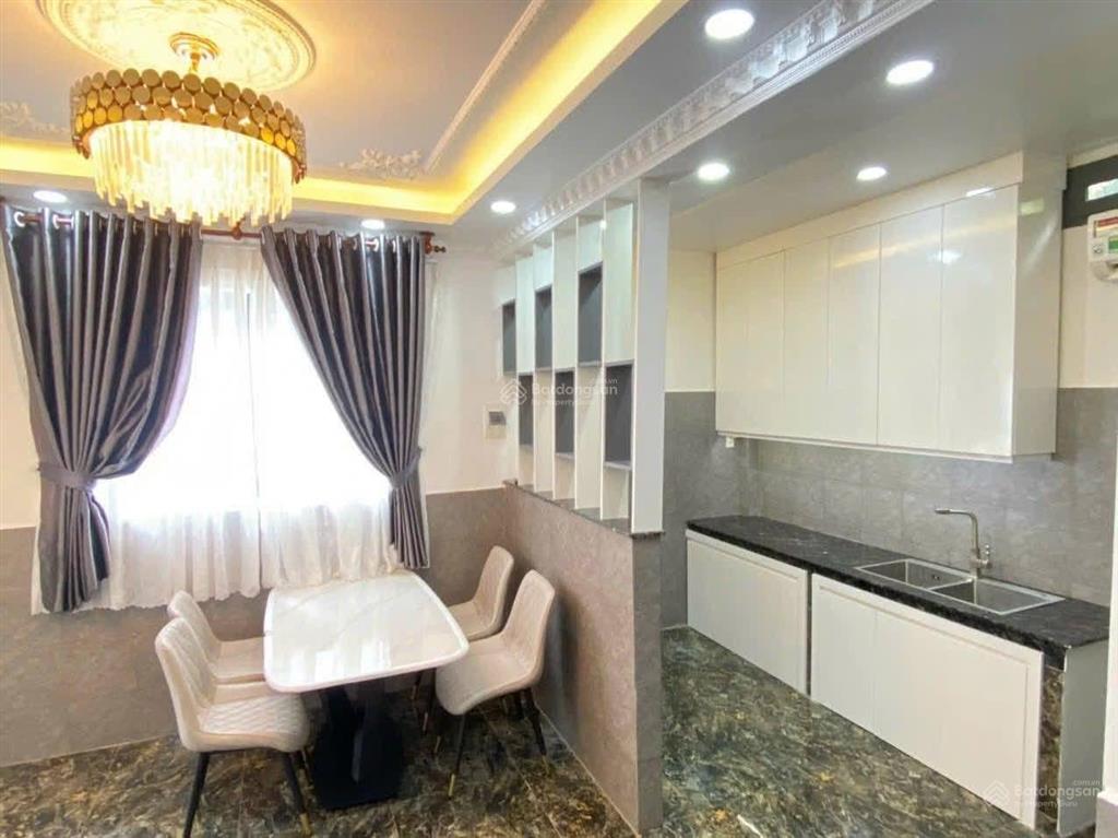 Nhà đẹp 3 phòng ngủ lớn, hẻm 4m htp, p. tân phú, quận 7