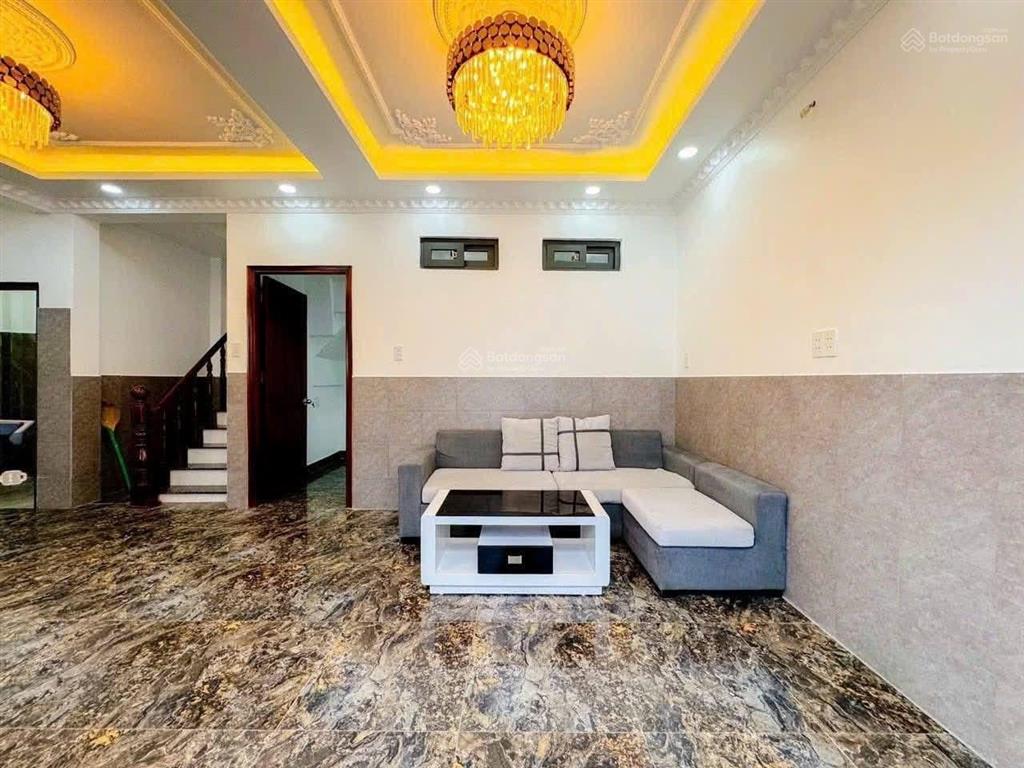 Nhà đẹp 3 phòng ngủ lớn, hẻm 4m htp, p. tân phú, quận 7