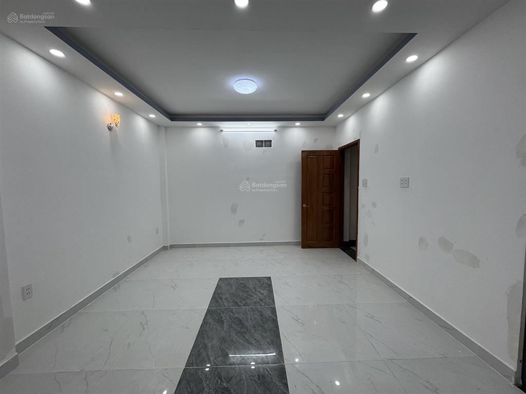 Tuyệt phẩm biệt thự mini 3 lầu, góc 2 mặt tiền hẻm 2 xe hơi 7 chỗ tránh nhau khu vip đặng văn ngữ