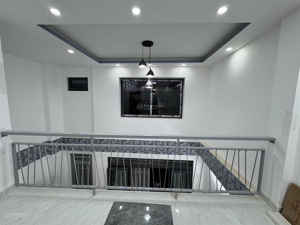 Tuyệt phẩm biệt thự mini 3 lầu, góc 2 mặt tiền hẻm 2 xe hơi 7 chỗ tránh nhau khu vip đặng văn ngữ