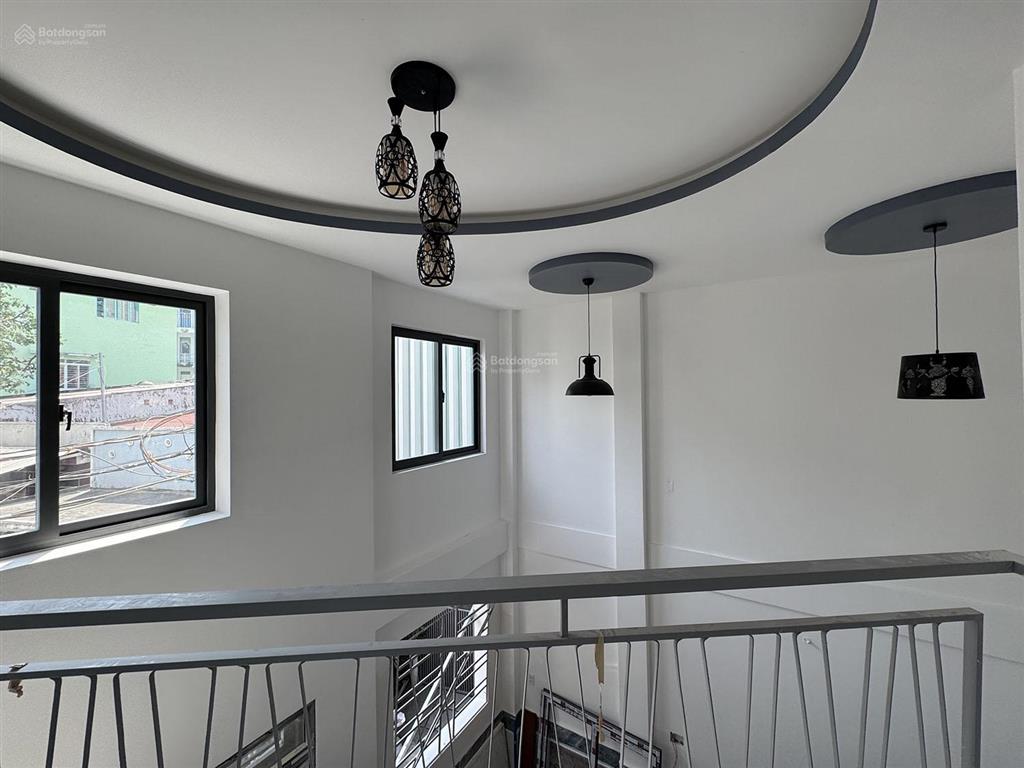 Tuyệt phẩm biệt thự mini 3 lầu, góc 2 mặt tiền hẻm 2 xe hơi 7 chỗ tránh nhau khu vip đặng văn ngữ