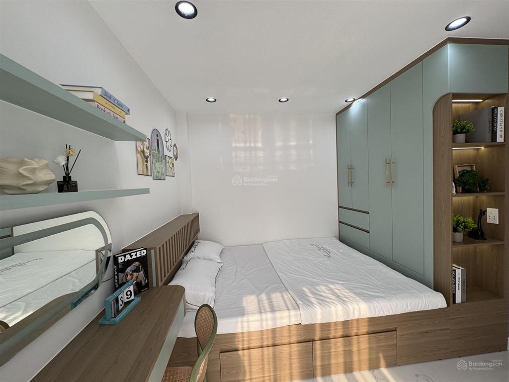 Biệt thự mini 3 lầu, t.kế tân cổ điển, full n.thất, hẻm ôtô cầm bá thước  cạnh phố ẩm thực pxlong