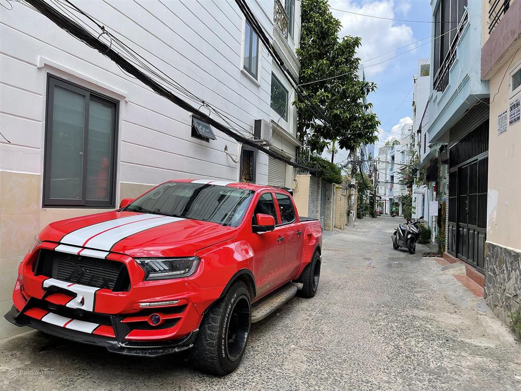 Biệt thự mini 3 lầu, t.kế tân cổ điển, full n.thất, hẻm ôtô cầm bá thước  cạnh phố ẩm thực pxlong