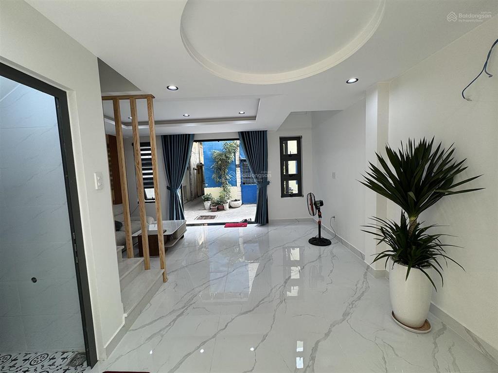 Biệt thự mini 3 lầu, t.kế tân cổ điển, full n.thất, hẻm ôtô cầm bá thước  cạnh phố ẩm thực pxlong