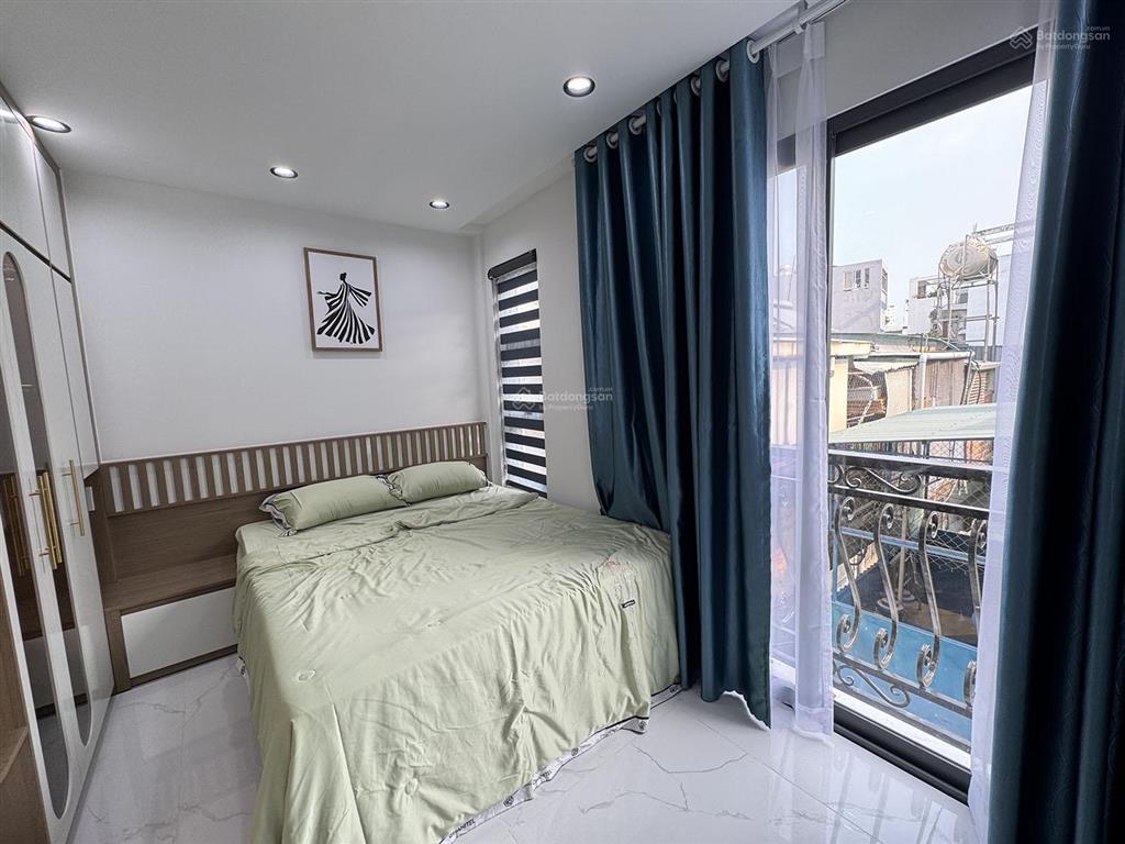 Biệt thự mini 3 lầu, t.kế tân cổ điển, full n.thất, hẻm ôtô cầm bá thước  cạnh phố ẩm thực pxlong