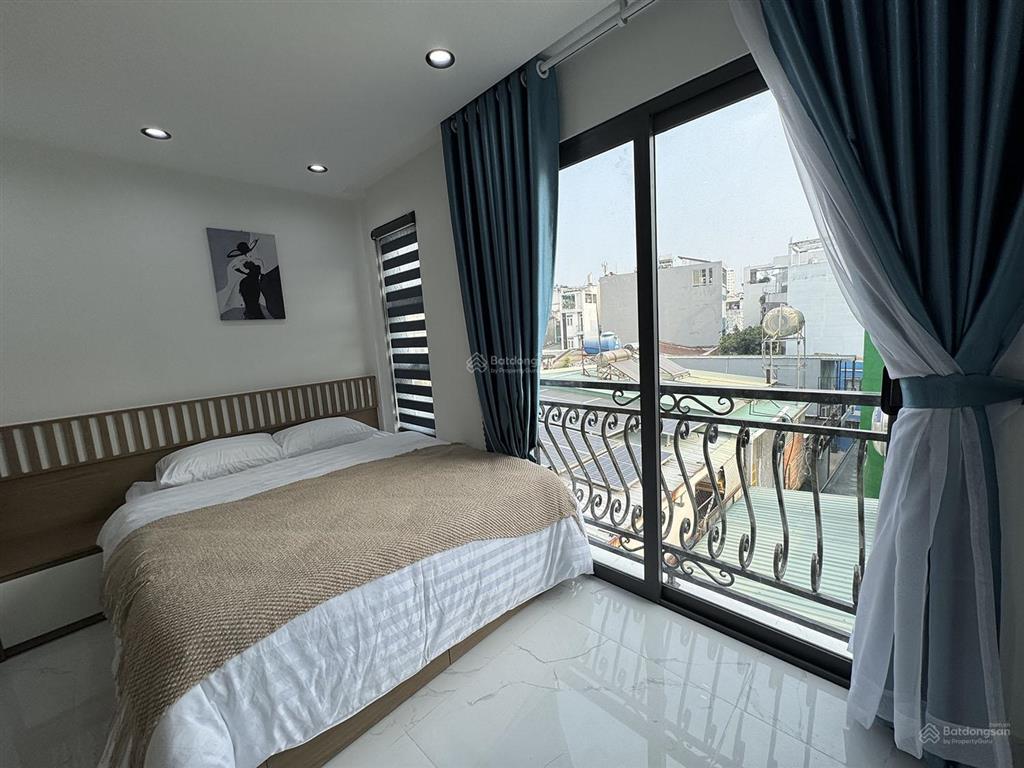 Biệt thự mini 3 lầu, t.kế tân cổ điển, full n.thất, hẻm ôtô cầm bá thước  cạnh phố ẩm thực pxlong