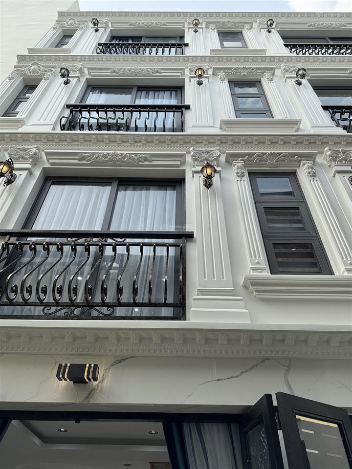 Biệt thự mini 3 lầu, t.kế tân cổ điển, full n.thất, hẻm ôtô cầm bá thước  cạnh phố ẩm thực pxlong