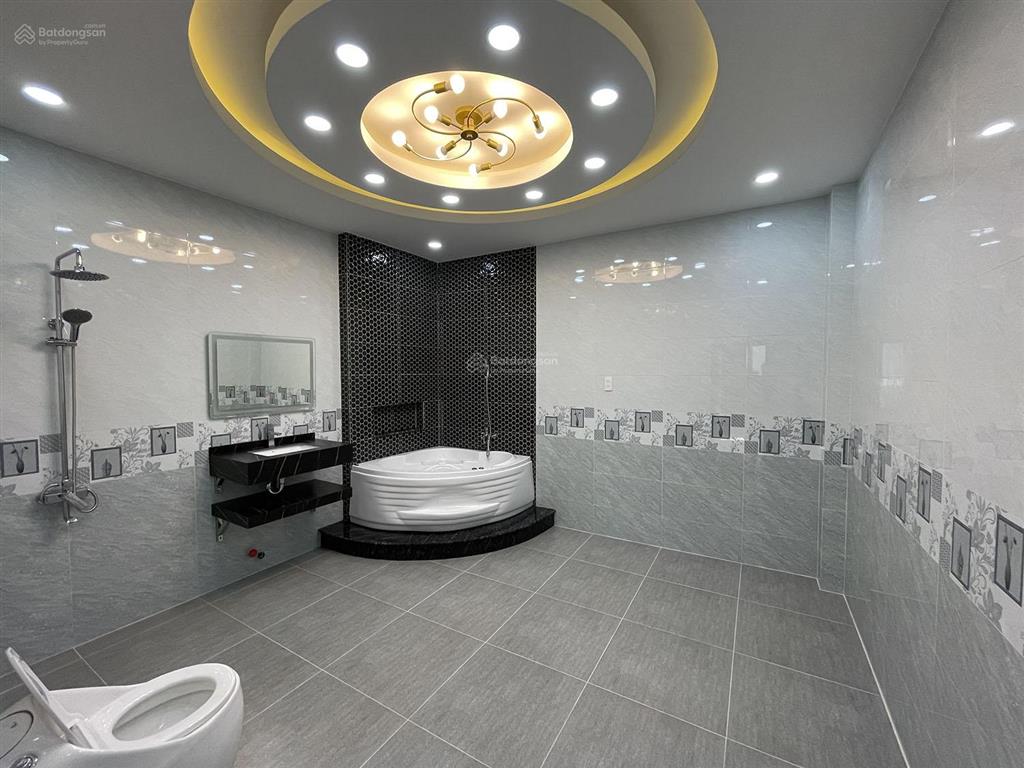 Bán nhà đường nguyễn trọng tuyển, quận phú nhuận tuyệt phẩm 4 lầu tk cổ điển paris pháp, hẻm ôtô