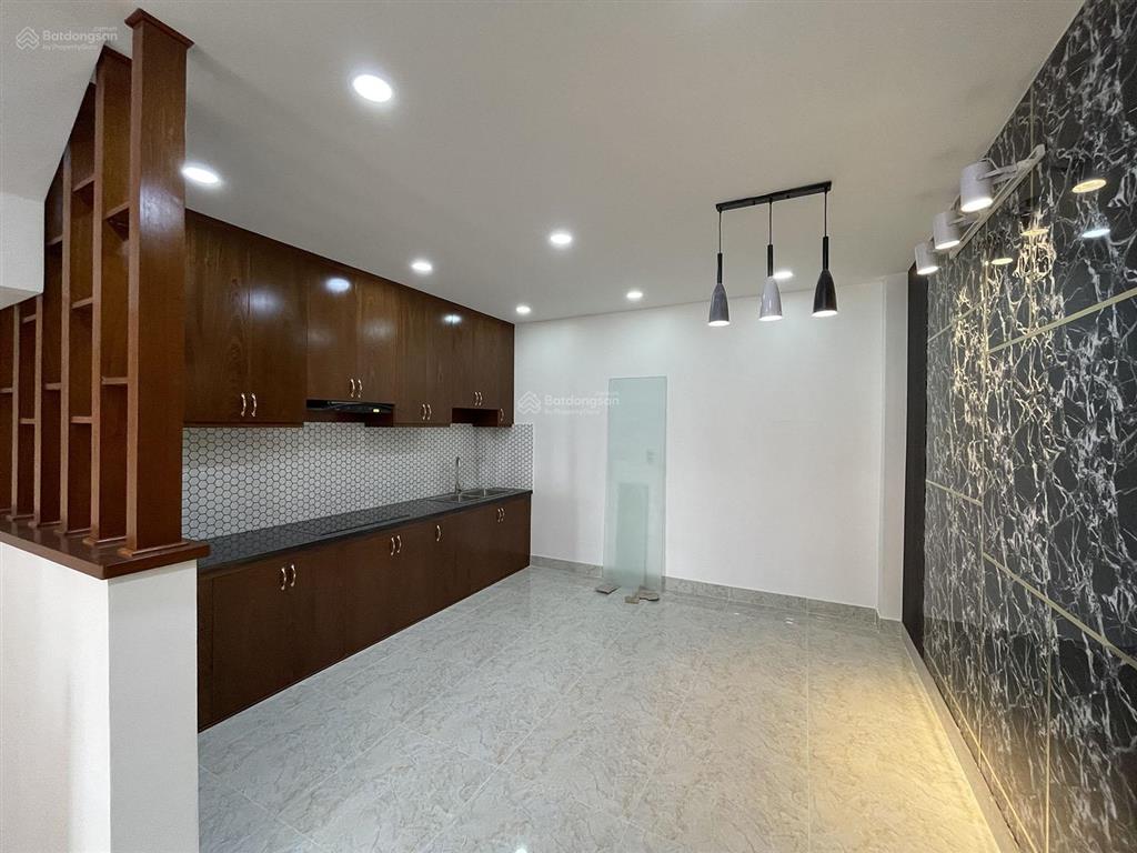 Bán nhà đường nguyễn trọng tuyển, quận phú nhuận tuyệt phẩm 4 lầu tk cổ điển paris pháp, hẻm ôtô