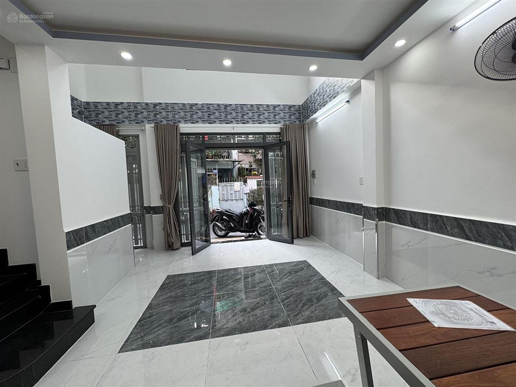 Tuyệt phẩm biệt thự mini 3 lầu, góc 2 mặt tiền hẻm 2 xe hơi 7 chỗ tránh nhau khu vip đặng văn ngữ