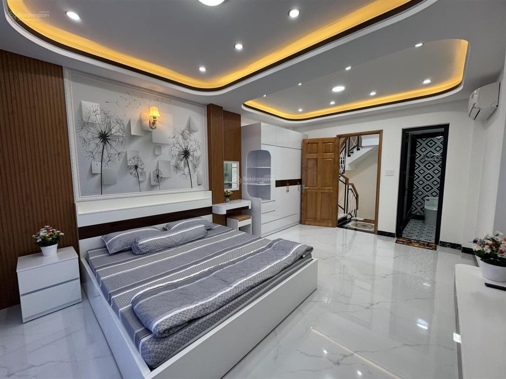 Nhà 4 lầu cao cấp khu hiếm nhà bán thiết kế cổ điển hxh trần quang diệu, p.nhiêu lộc. quận 3