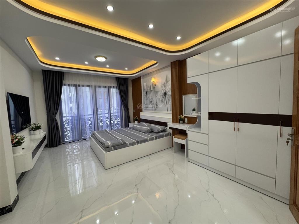 Nhà 4 lầu cao cấp khu hiếm nhà bán thiết kế cổ điển hxh trần quang diệu, p.nhiêu lộc. quận 3