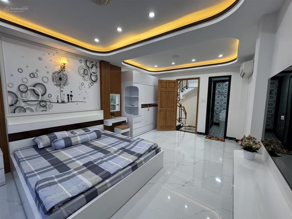 Nhà 4 lầu cao cấp khu hiếm nhà bán thiết kế cổ điển hxh trần quang diệu, p.nhiêu lộc. quận 3