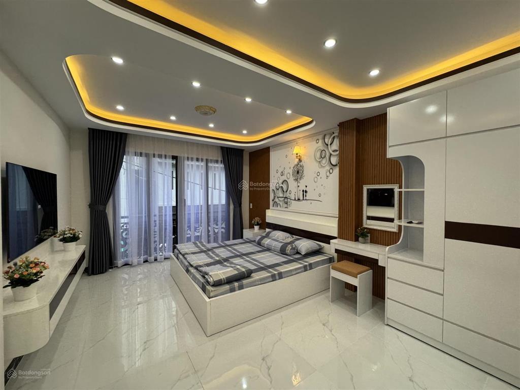 Nhà 4 lầu cao cấp khu hiếm nhà bán thiết kế cổ điển hxh trần quang diệu, p.nhiêu lộc. quận 3