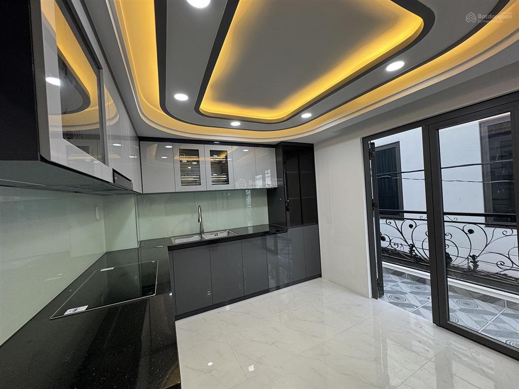 Biệt thự mini thiết kế tân cổ điển đẹp lung linh mặt tiền thụt (sát và lk mặt tiền) đoàn thị điểm