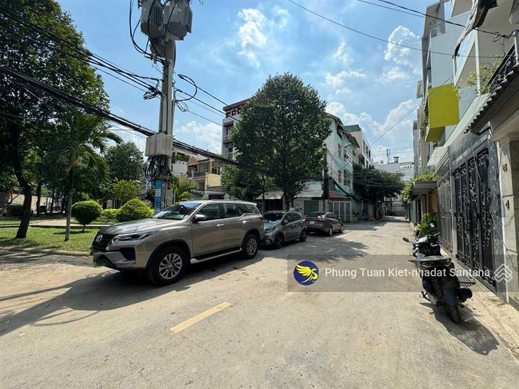 Nhà phố 2l (3,6x19,5) đối diện công viên đường nguyễn đình khơi  khu đệ nhất ks, khu ít nhà bán