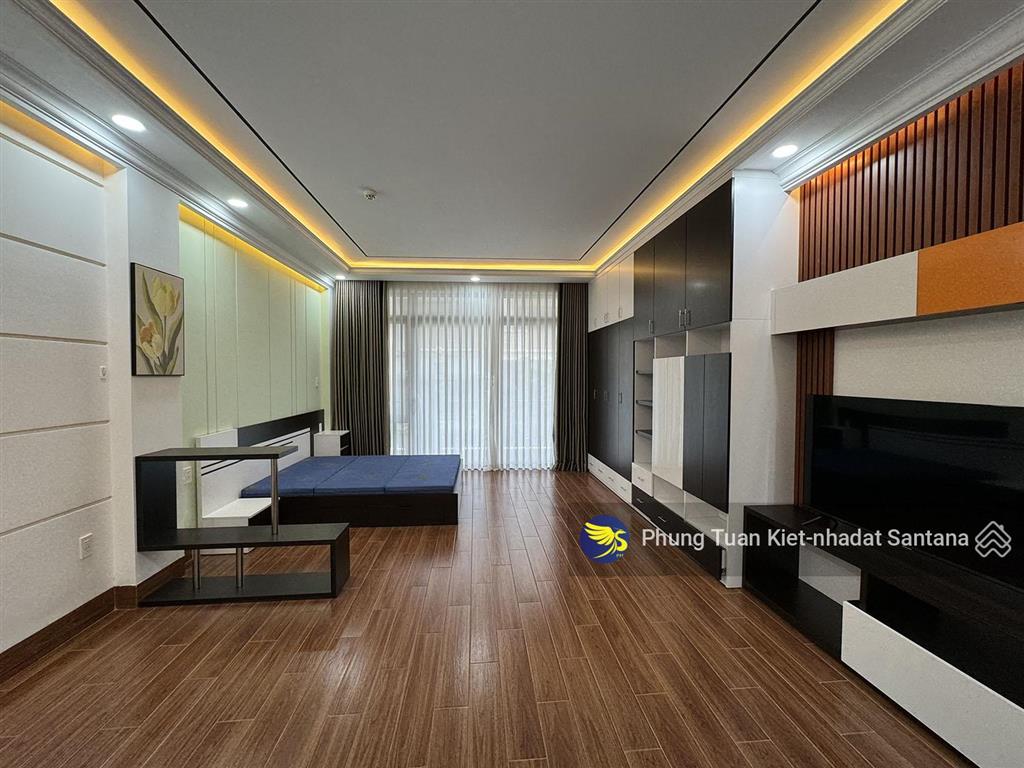 Cho thuê nhà hầm, 4l, st,thang máy (dtsd400m2) full ntccđ/chỉ 666/64/12 ba tháng hai,p.diên hồng