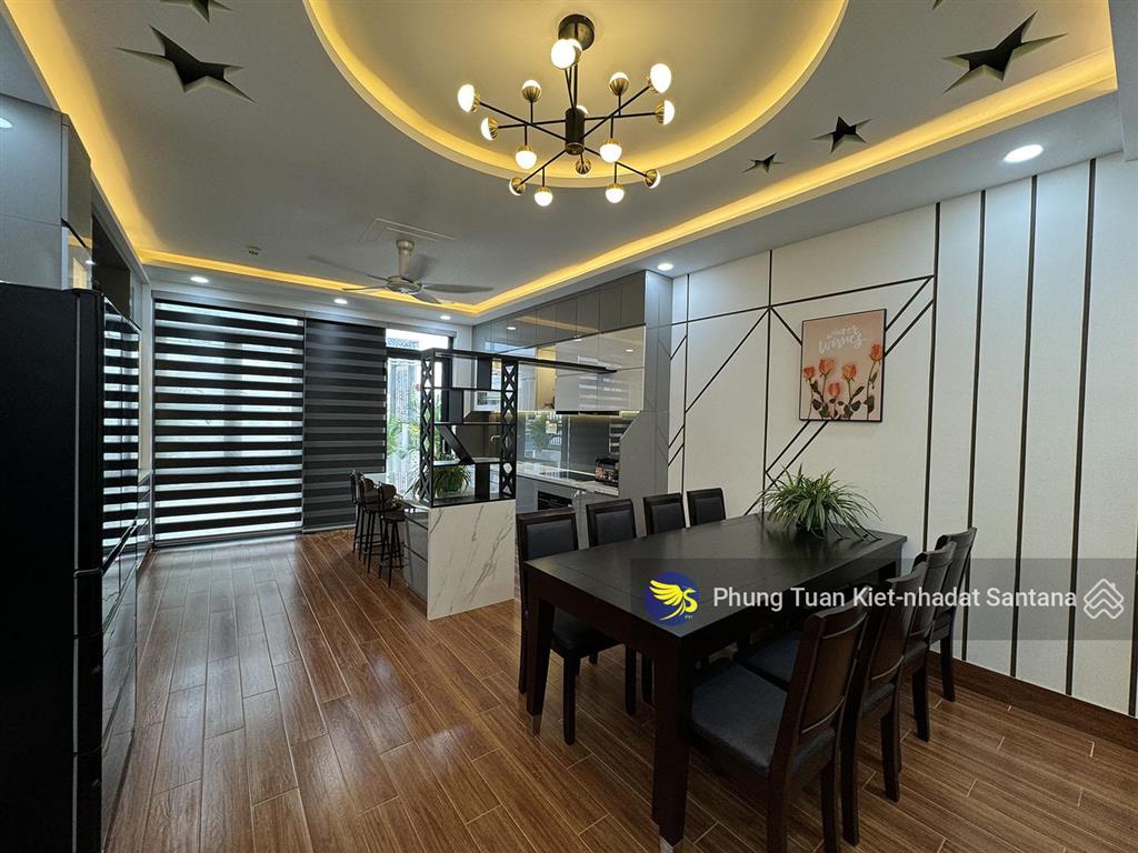 Cho thuê nhà hầm, 4l, st,thang máy (dtsd400m2) full ntccđ/chỉ 666/64/12 ba tháng hai,p.diên hồng