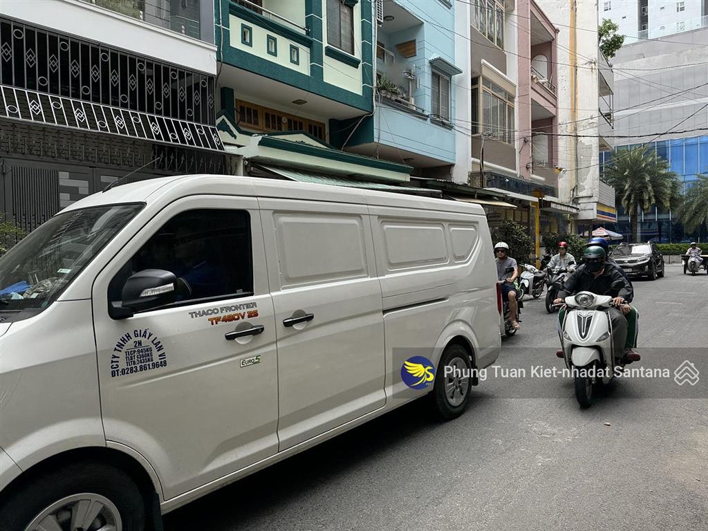 Cho thuê nhà hầm, 4l, st,thang máy (dtsd400m2) full ntccđ/chỉ 666/64/12 ba tháng hai,p.diên hồng