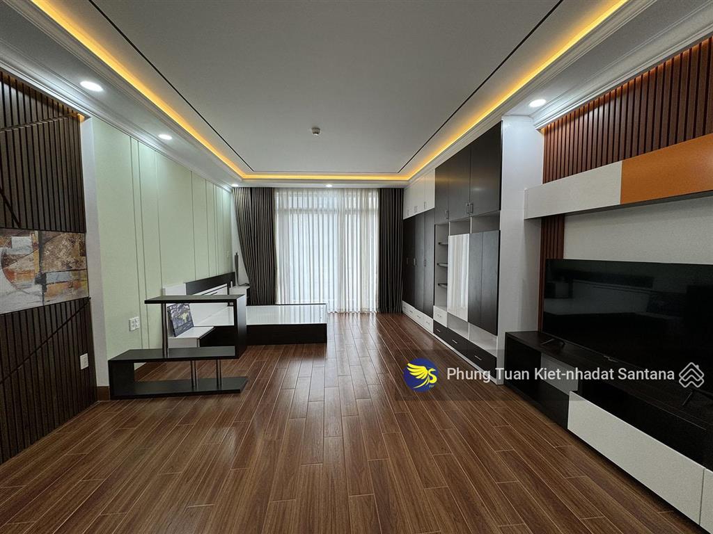 Cho thuê nhà hầm, 4l, st,thang máy (dtsd400m2) full ntccđ/chỉ 666/64/12 ba tháng hai,p.diên hồng