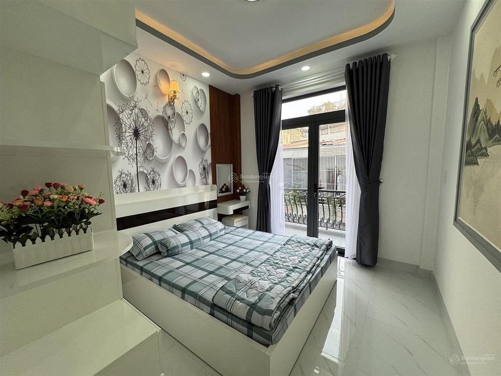 Nhà phố 3 lầu tk tân cổ điển, full nội thất cao cấp, hẻm xe hơi khu vip lê lợigần đh công nghiệp