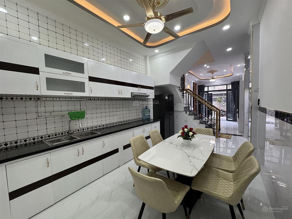 Nhà phố 3 lầu tk tân cổ điển, full nội thất cao cấp, hẻm xe hơi khu vip lê lợigần đh công nghiệp