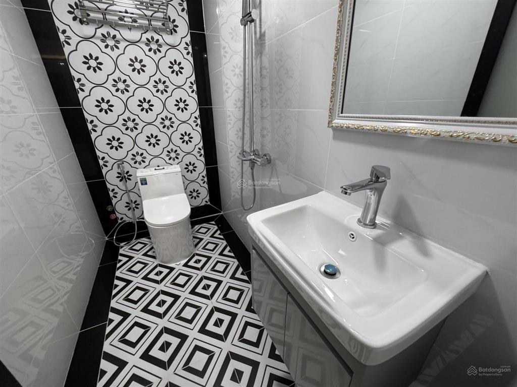 Chính thức mở bán siêu phẩm nhà phố 3 lầu  hẻm xe hơi thích quảng đức, p. đức nhuận.