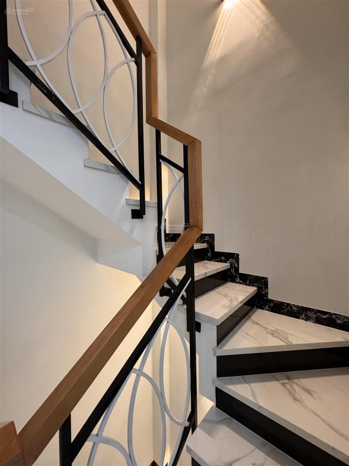 Chính thức mở bán siêu phẩm nhà phố 3 lầu  hẻm xe hơi thích quảng đức, p. đức nhuận.