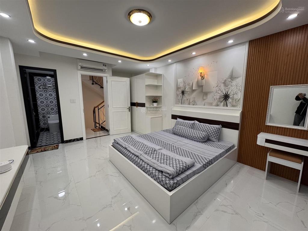 Chính thức mở bán siêu phẩm nhà phố 3 lầu  hẻm xe hơi thích quảng đức, p. đức nhuận.
