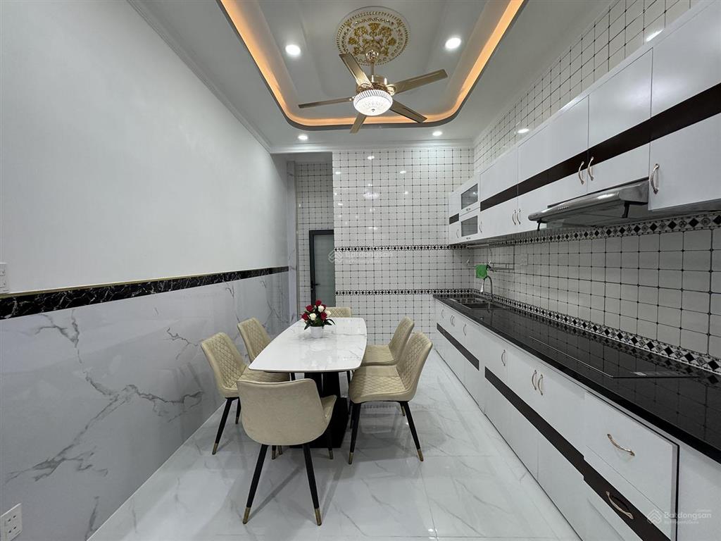 Nhà phố 3 lầu tk tân cổ điển, full nội thất cao cấp, hẻm xe hơi khu vip lê lợigần đh công nghiệp