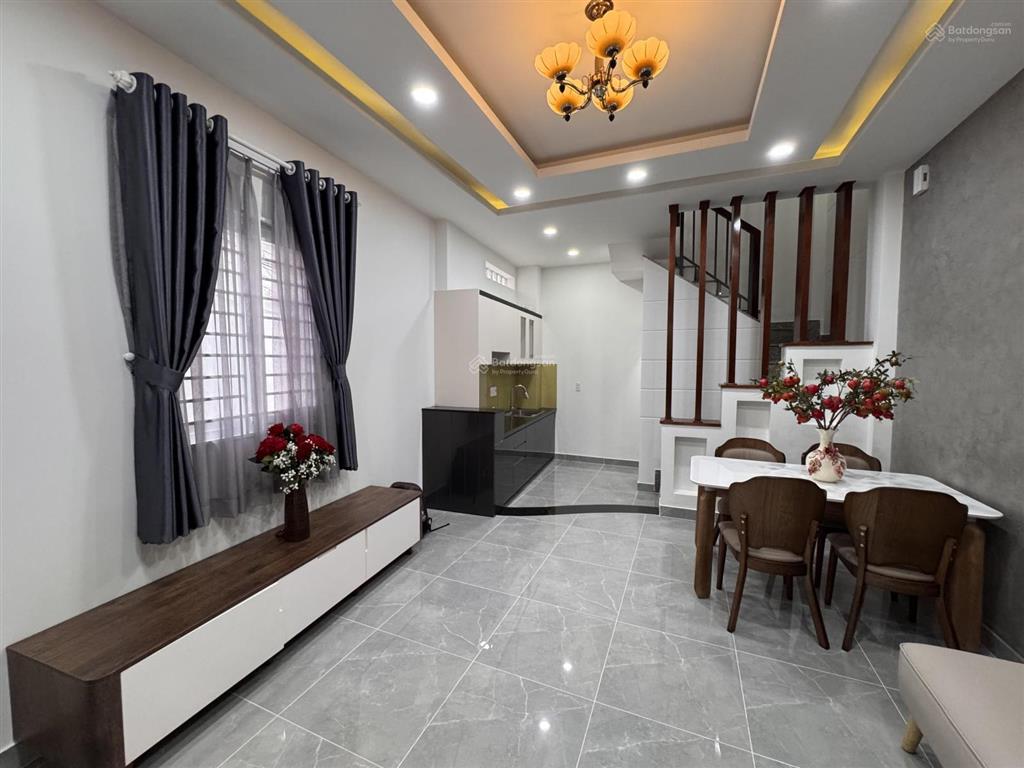 Siêu phẩm nhà phố 3 lầu, full nội thất cao cấp, hẻm xe hơi vf5 khu ẩm thực phan xích long