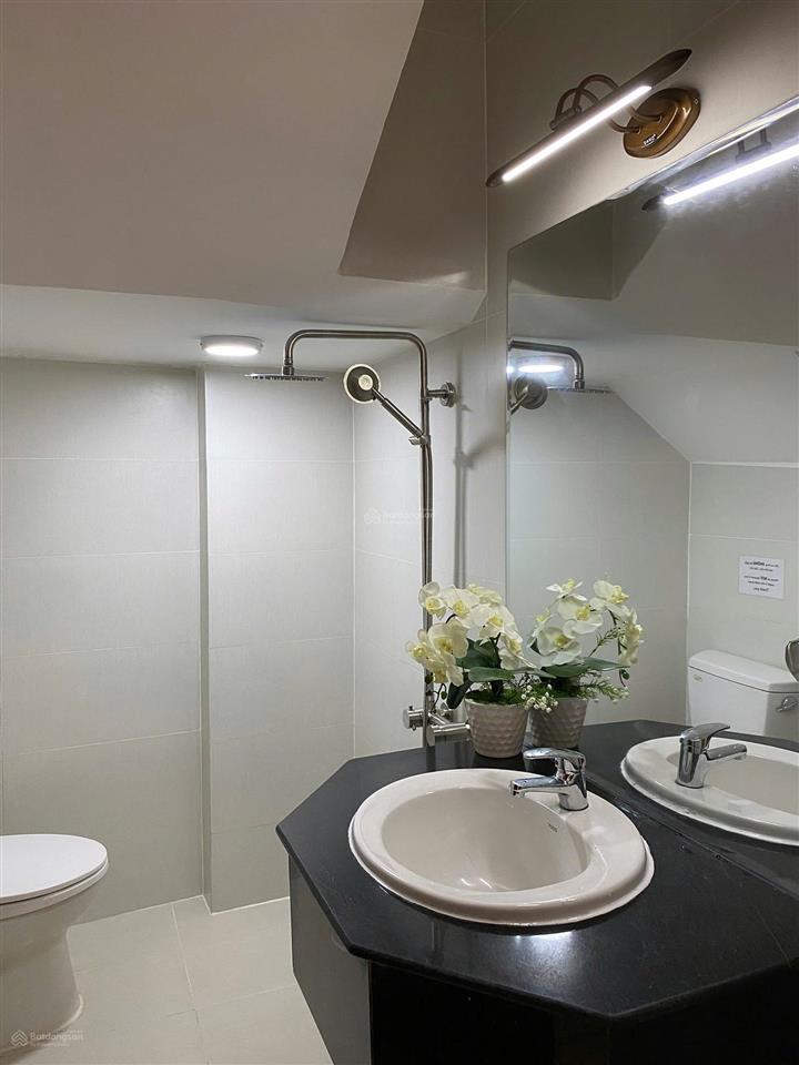 Nhà phố 5 tầng, 11 phòng dịch vụ, đang cho thuê khoán 42tr/tháng khu vip trần đình xugần lancaster