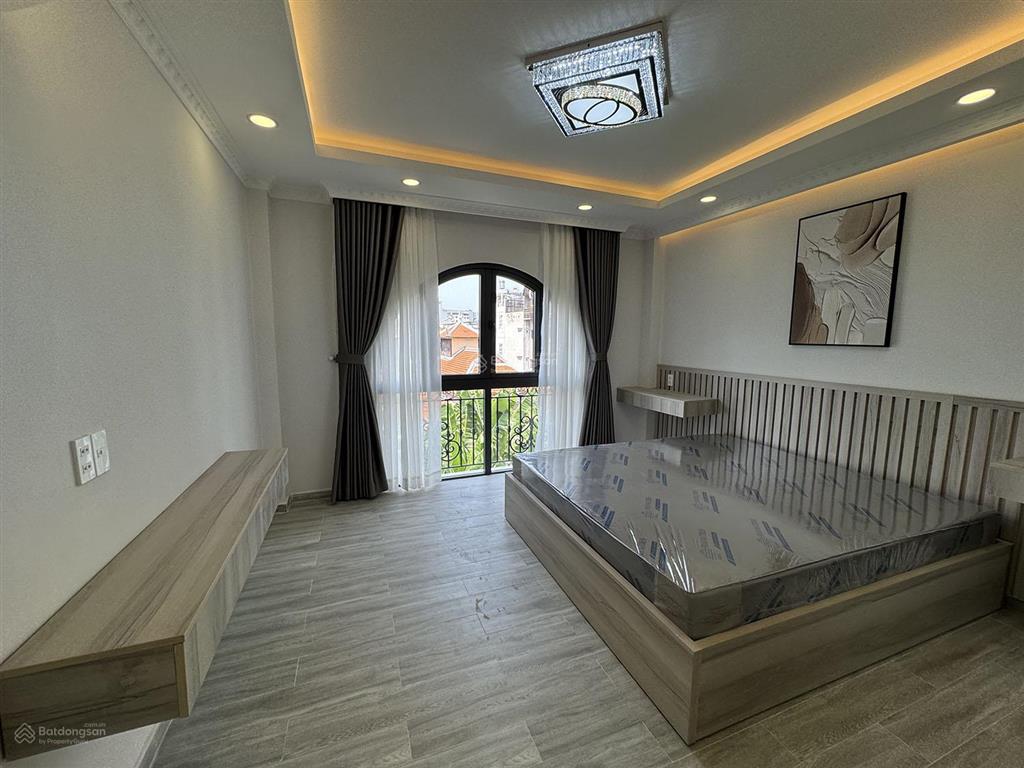 Nhà phố mới 100%, dtkv 4mx12,5m, vuông, 4 tầng, full nội thất, hẻm xe hơi khu vip nguyễn văn trỗi